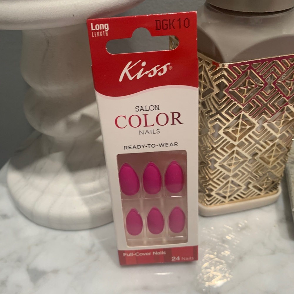 Fake nails